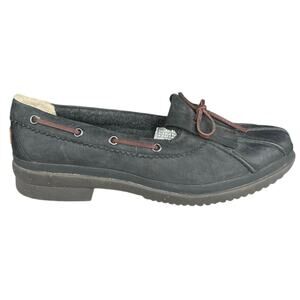 UGG Women’s Haylie  Black Leather Duck Loafer Size US 9